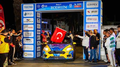 Osmangazi Belediyesi Yazı İşleri Müdürlüğü personeli Kübra Keskin, dünyadaki tek