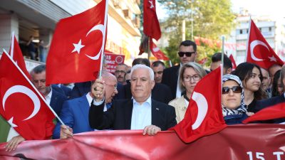 Tüm Türkiye’de olduğu Bursa’da da 15 Temmuz Demokrasi ve Milli
