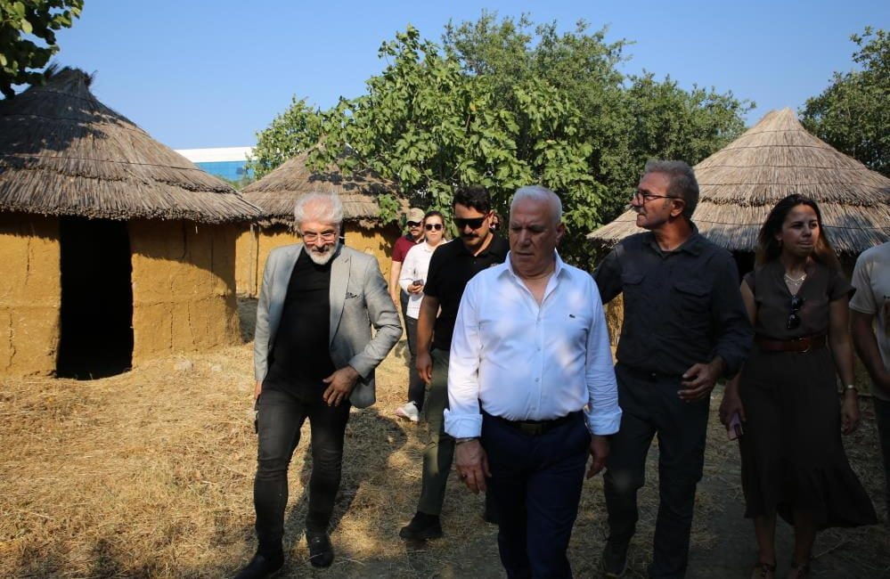 Bursa Büyükşehir Belediye Başkanı Mustafa Bozbey, 8 bin 500 yıllık