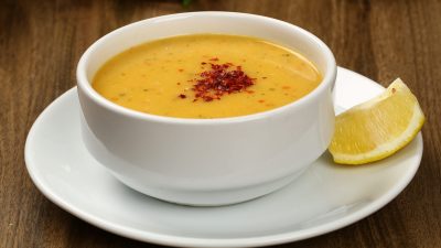 CHP Bursa Milletvekili ve PM Üyesi Orhan Sarıbal, dünya kırmızı