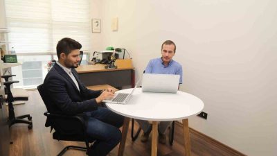 BURSA TEKNİK ÜNİVERSİTESİNDE (BTÜ) TAŞITIN ÖNÜNDEKİ YOL PROFİLİNİN TARANMASINI SAĞLAYAN