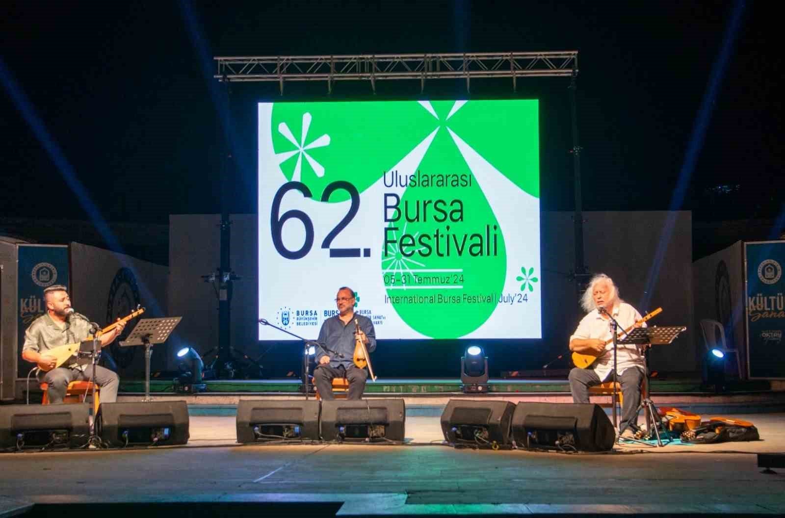bursa festivalinde caz ve eski muzik gecesi 49d808e