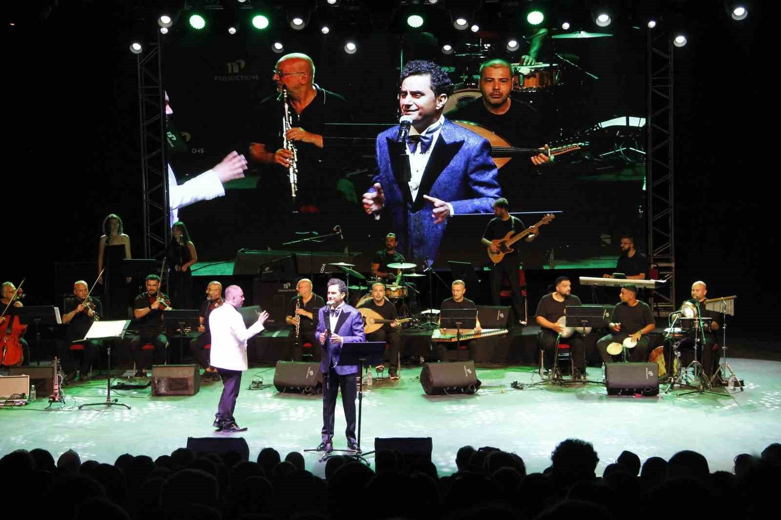 bursa festivalinde zeki muren gecesi 9677a59