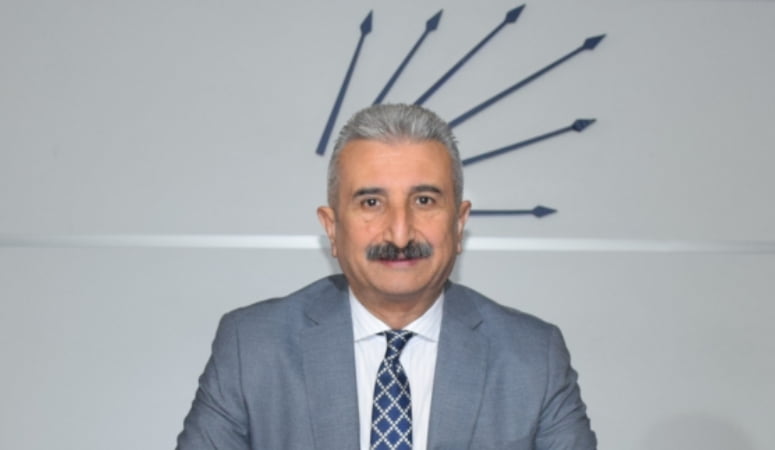 CHP Bursa İl Başkanlığında Özgür Özel çağrısı Bursa İl Başkanlığı