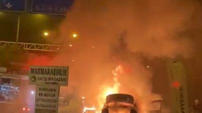 GEMLİK ÇEVRE YOLUNDA MEYDANA GELEN OLAYDA, TİCARİ TAKSİ SEYİR HALİNDEYKEN