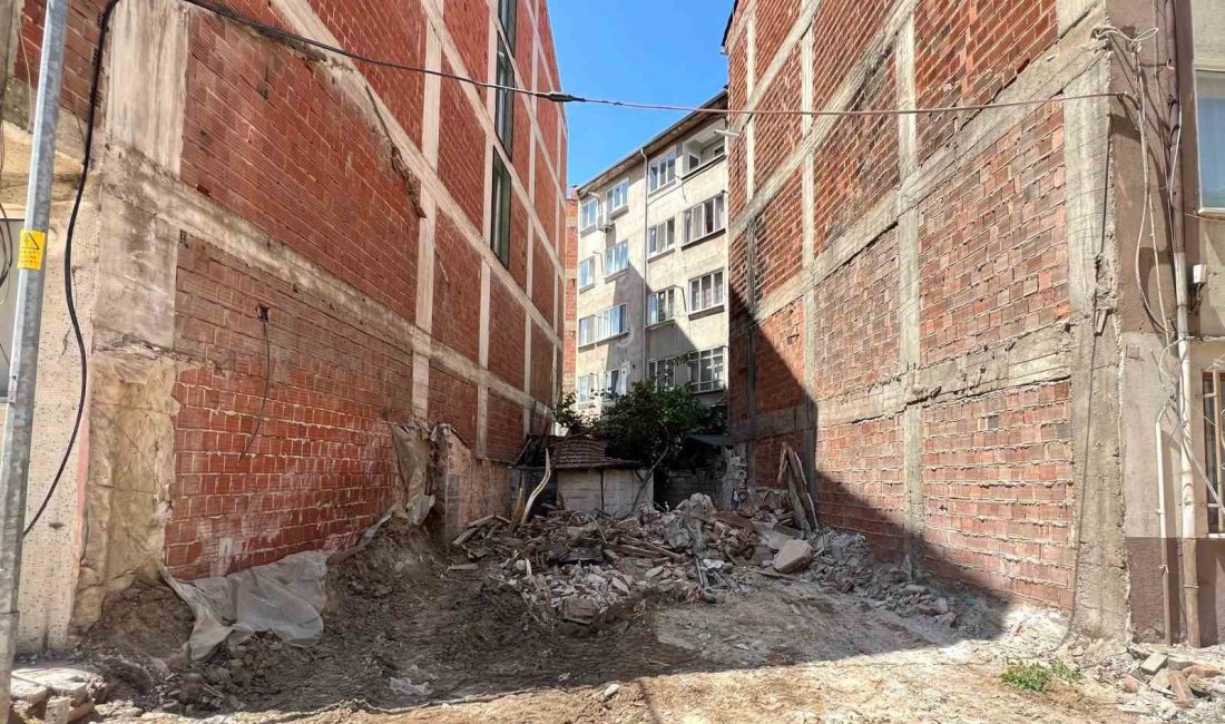 İnegöl beledi̇yesi̇, planli ve sağlikli yapilaşma amaciyla tehli̇ke arz eden