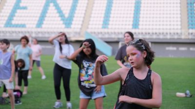 NİLÜFER BELEDİYESİ’NİN, AÇIK HAVADA DÜZENLEDİĞİ ZUMBA ATÖLYELERİ SONA ERDİ. İBRAHİM