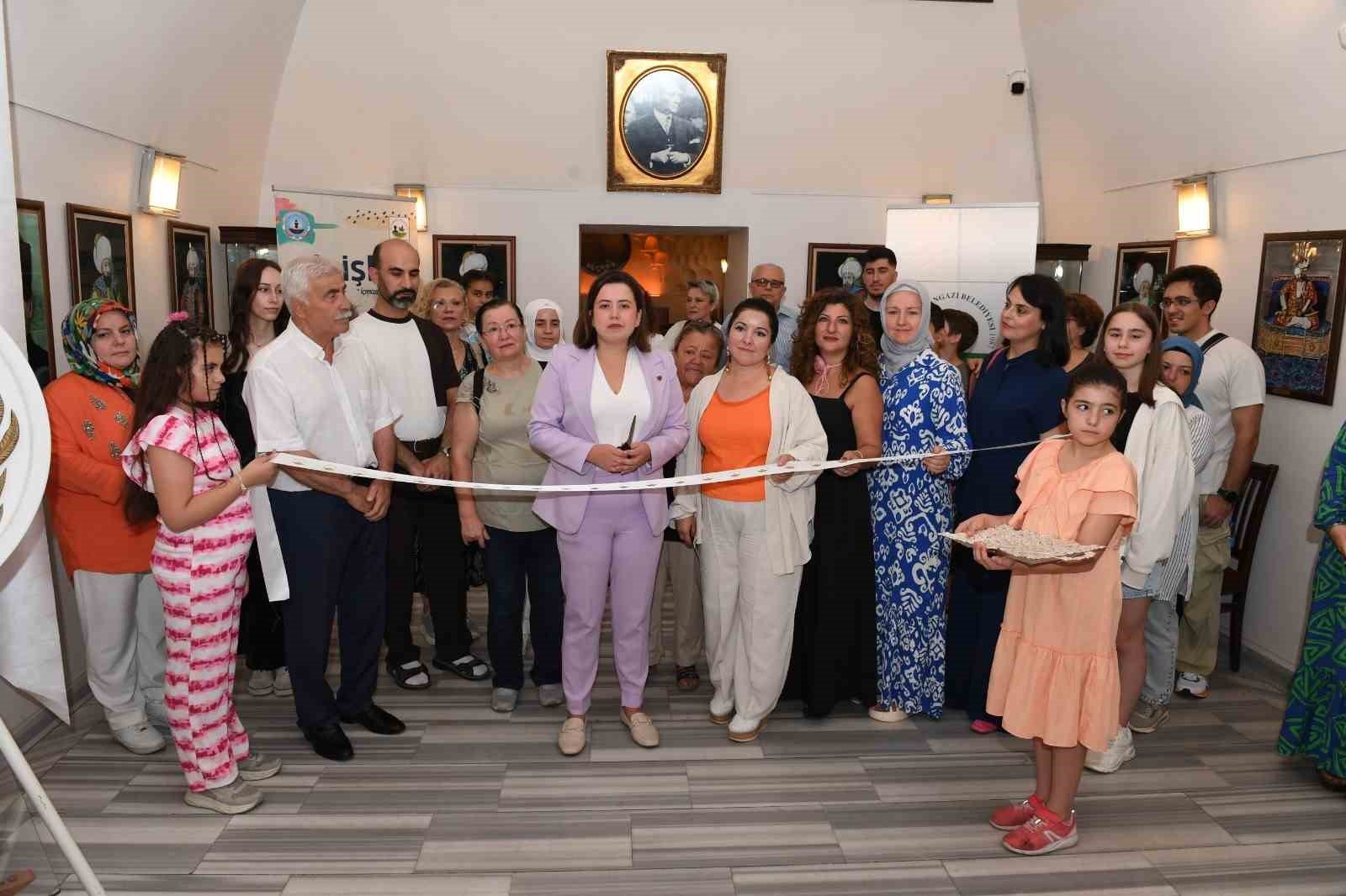 osmek yil sonu resim sergisi goz doldurdu 9724f73