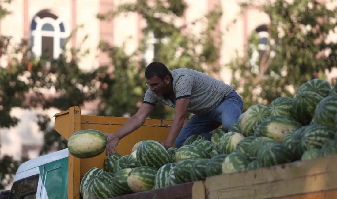 BAŞKAN BOZBEY BURADA PROJESİ ÇERÇEVESİNDE VATANDAŞIN SESİNE KULAK VEREN BURSA