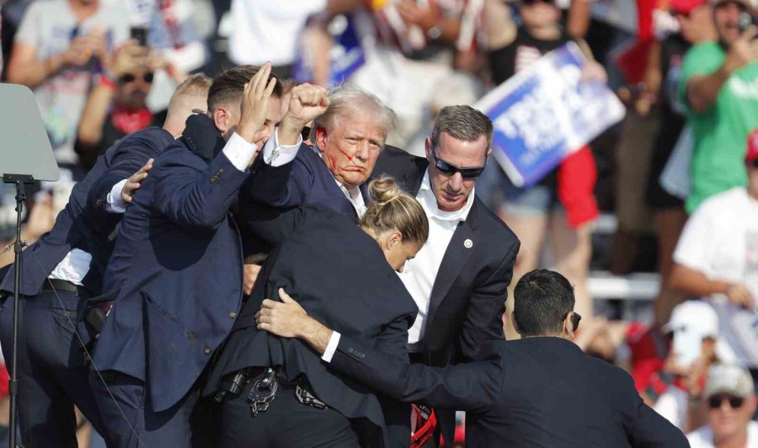 ABD’nin eski Başkanı Donald Trump, ABD Gizli Servisi Direktörü Kimberly