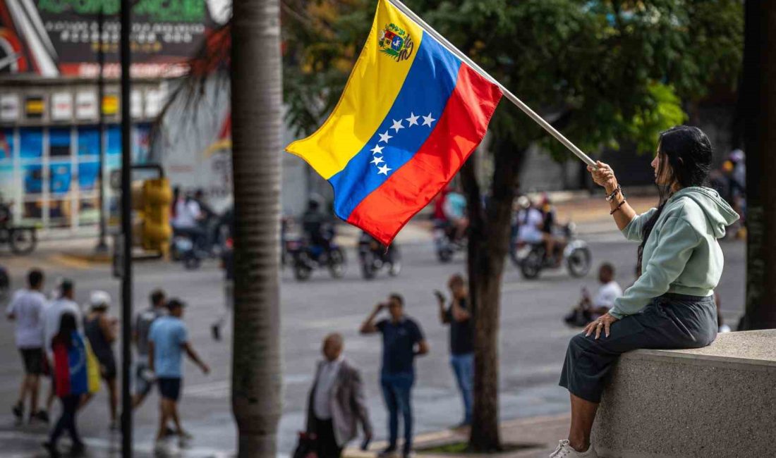 VENEZUELA'DA MUHALEFET DESTEKÇİLERİNİN NİCOLAS MADURO'NUN YENİDEN DEVLET BAŞKANI SEÇİLMESİNİN ARDINDAN