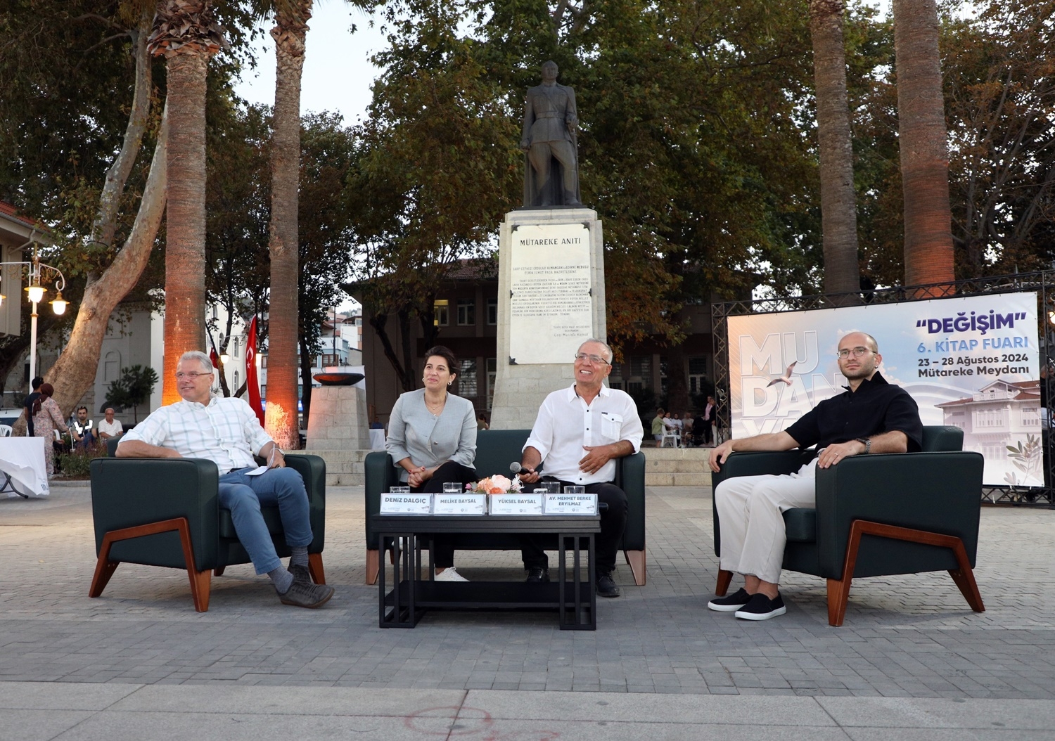 Mudanya Belediye Başkanı Deniz Dalgıç, TBMM'de kabul edilen Hayvanları Koruma