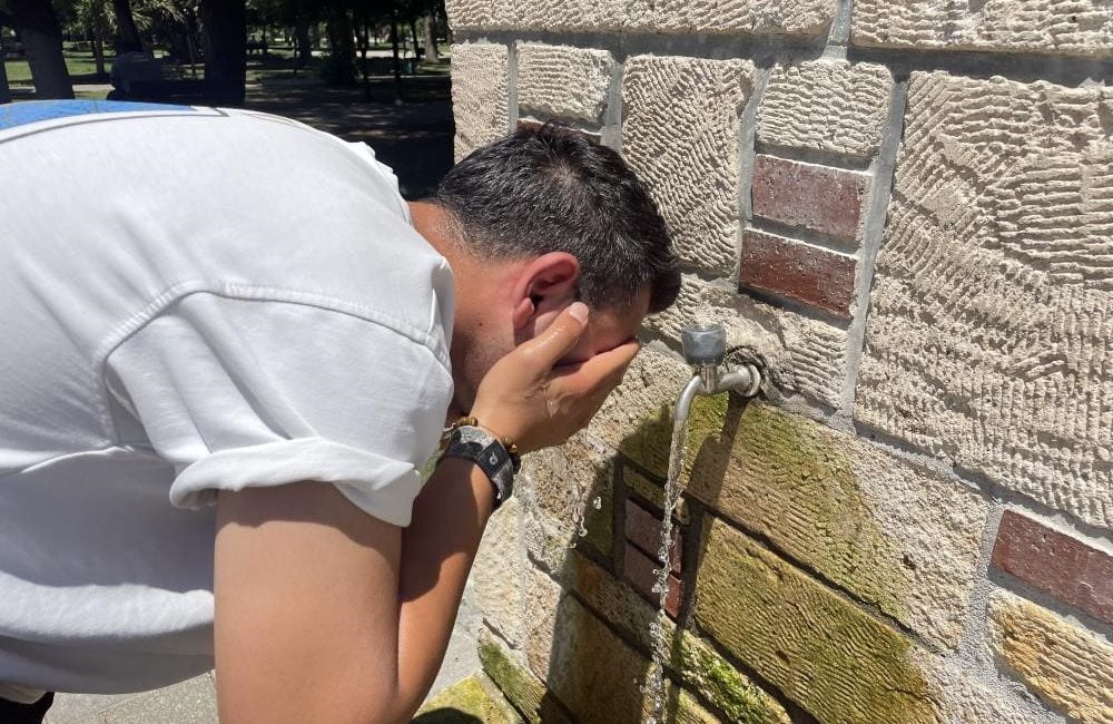 Hava sıcaklarının giderek artması ile birlikte kendini gösteren sağlık sorunları