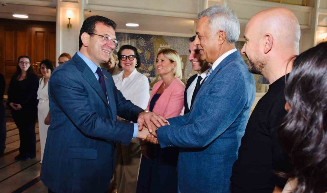 BURSA BÜYÜKŞEHİR BELEDİYESİ GENEL SEKRETER YARDIMCISI MEHMET YILDIZ VE BERABERİNDEKİ