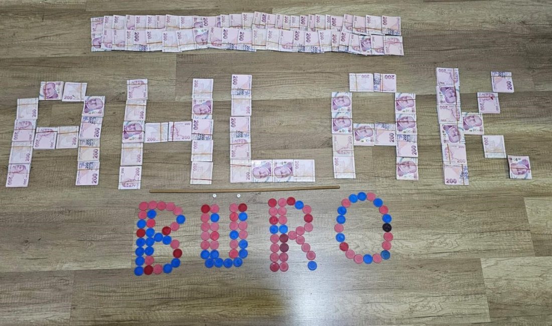 BURSA'DA KUMARHANEYE SUÇÜSTÜ BASKIN : 5 GÖZALTI
