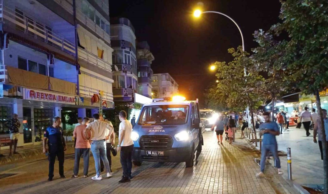 Bursa Büyükşehir Belediyesi Zabıta Dairesi Başkanlığı ekipleri, Gemlik Kumla sahilinde