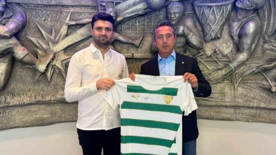 Bursaspor Başkanı Enes Çelik, Fenerbahçe Başkanı Ali Koç’u ziyaret ederek,