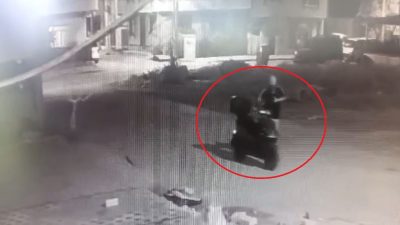 BURSA'DA ÇALDIĞI MOTOSİKLETLERİ GÖMEN ŞÜPHELİ, DÖVMESİNDEN TESPİT EDİLEREK YAKALANDI.