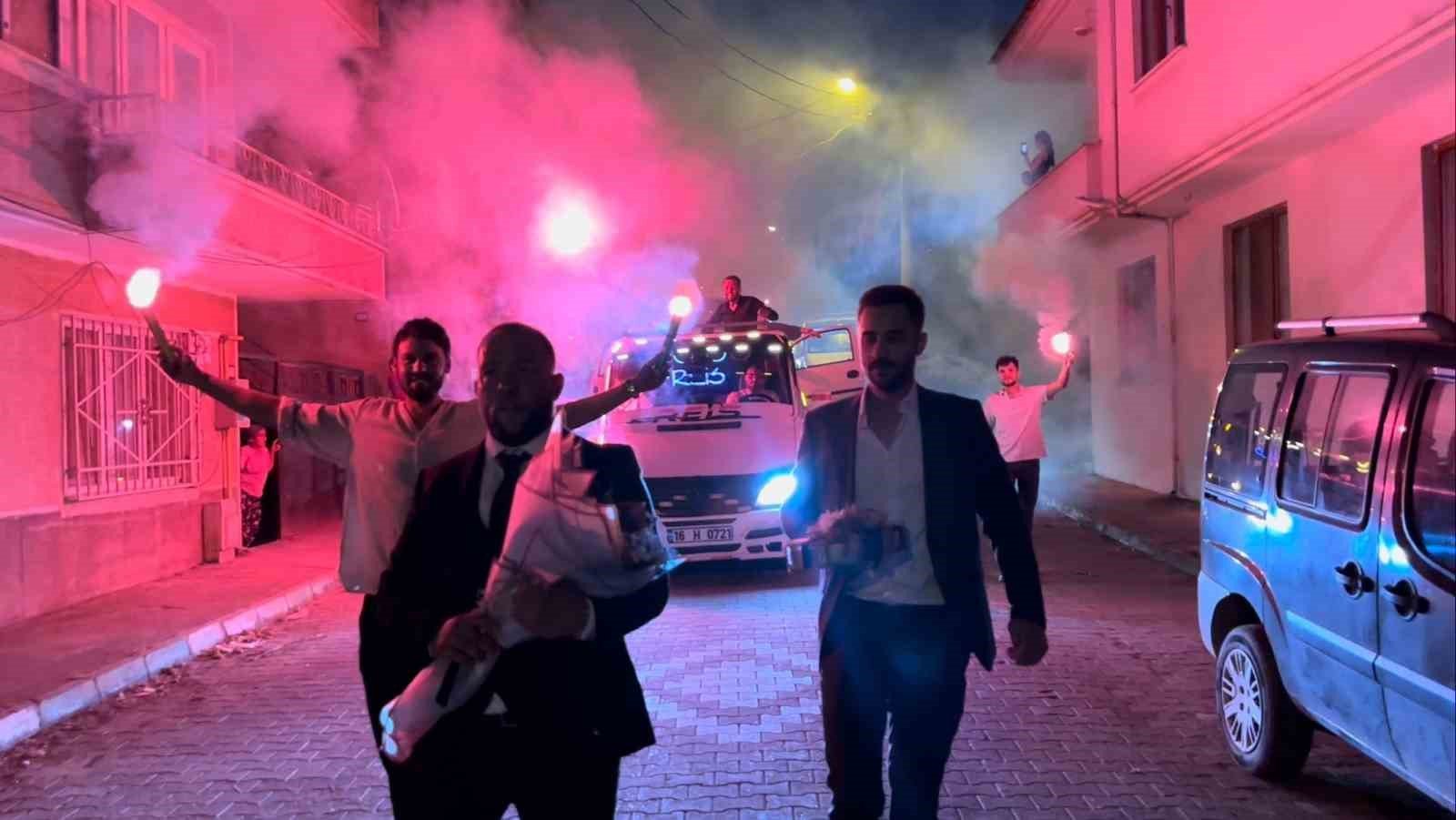 cekici ve is makinesiyle kiz isteyeme geldi e96fcc4