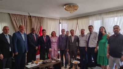 ZAMBİYA CUMHURİYETİ ANKARA BÜYÜKELÇİSİ LT. GEN. DR. WILLIAM M. SIKAZWE