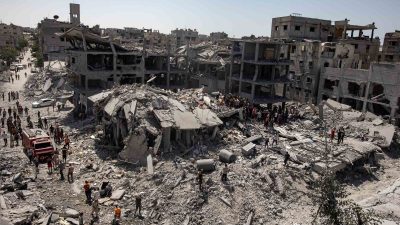 İSRAİL'İN GAZZE ŞERİDİ'NE YÖNELİK SALDIRILARINDA HAYATINI KAYBEDENLERİN SAYISI 40 BİN