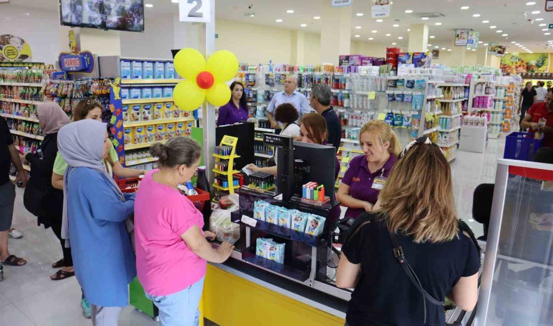 BURSA’NIN İLK YEREL MARKET ZİNCİRİ ÖZHAN MARKET, BURSALILARIN BÜYÜK İLGİ