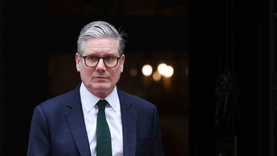 İNGİLTERE BAŞBAKANI STARMER, İRAN CUMHURBAŞKANI PEZEŞKİYAN İLE TELEFONDA GÖRÜŞTÜ