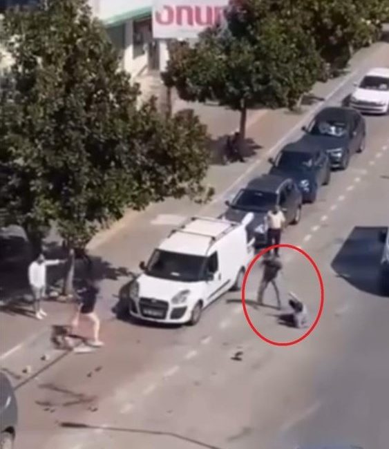 BURSA'DA KIZ KARDEŞİNİ TEHDİT EDEN AKRABASINI BIÇAKLAYAN ŞÜPHELİ, ASAYİŞ ŞUBE
