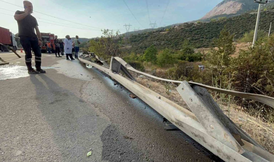 BURSA ÇEVRE YOLU ÜZERİNDE SÜRÜCÜSÜNÜN İRADESİNDEN ÇIKAN TIR, YOL KENARINDA