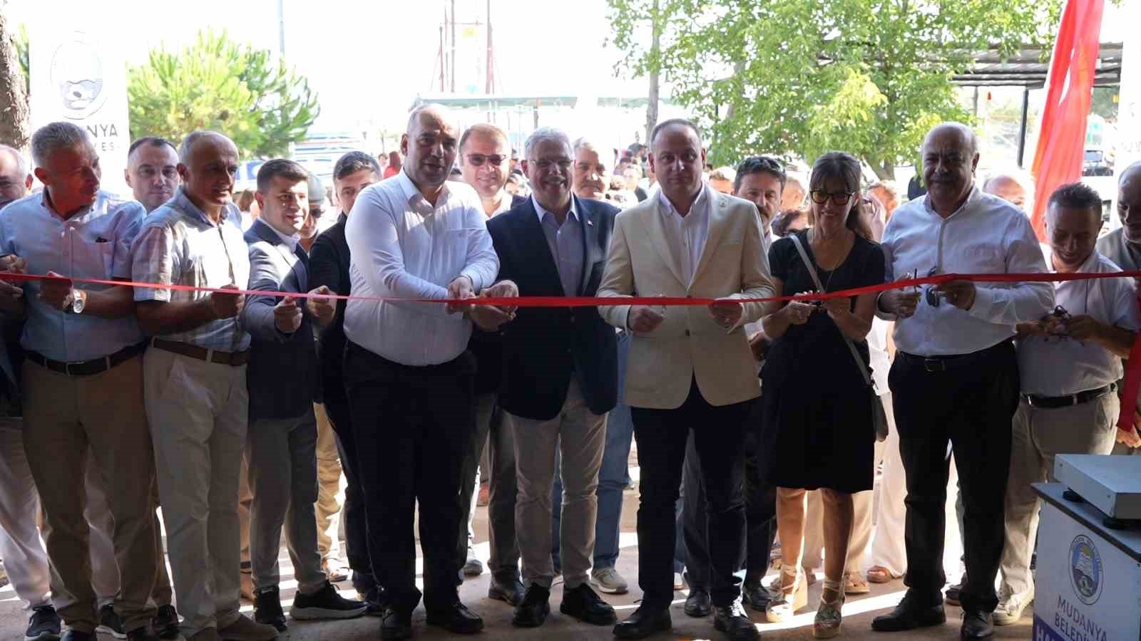 mudanya kapali pazar yeri acildi 761a28b