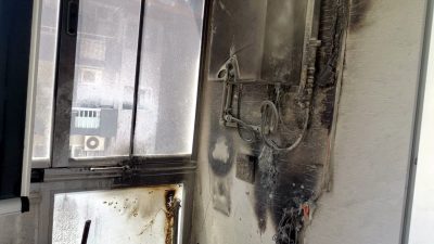 MUDANYA’DA APARTMANIN 3. KATINDA YANGIN ÇIKTI. YANGIN İTFAİYE EKİPLERİNCE SÖNDÜRÜLÜRKEN