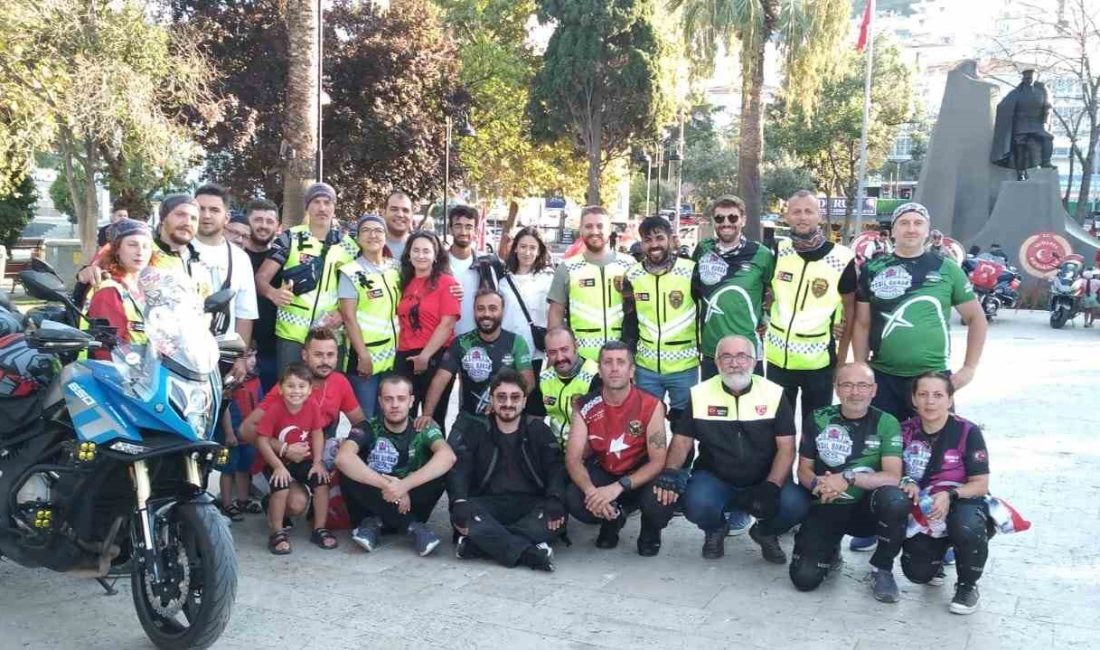 MOTOSİKLET TUTKUNLARI MUDANYA'DA KORTEJ YAPTI