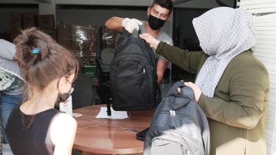 Nilüfer Belediyesi, ilk ve ortaöğretimde öğrenim gören çocuklara kırtasiye malzemesi