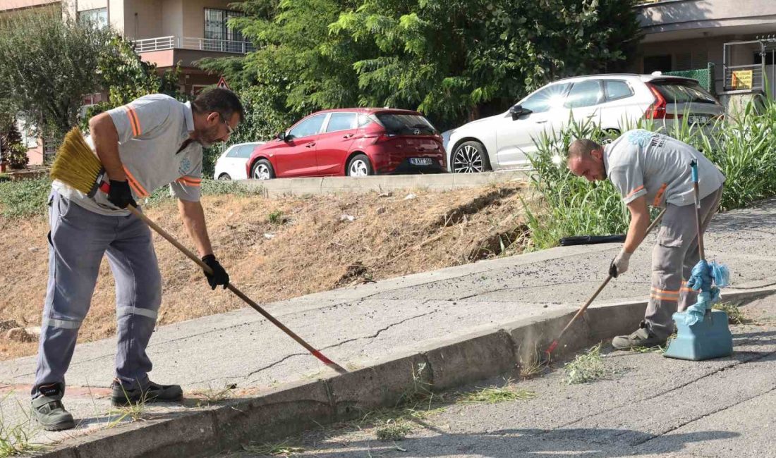 NİLÜFER BELEDİYESİ, RUTİN TEMİZLİK ÇALIŞMALARININ YANI SIRA, HER GÜN İKİ