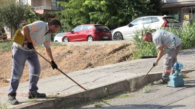 NİLÜFER BELEDİYESİ, RUTİN TEMİZLİK ÇALIŞMALARININ YANI SIRA, HER GÜN İKİ