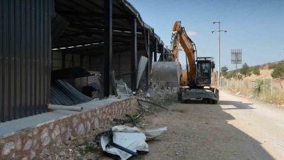 Osmangazi Belediyesi, Bursa Ovası üzerinde imara uygun olmayan şekilde inşa