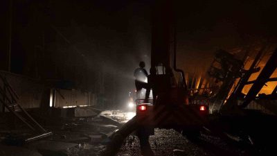 RUSYA, UKRAYNA’DA FABRİKAYI VURDU: 2 ÖLÜ