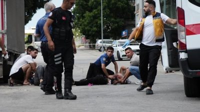 ‘SU KESME’ KAVGASINDA BIÇAKLAR KONUŞTU : 1 ÖLÜ, 5 AĞIR