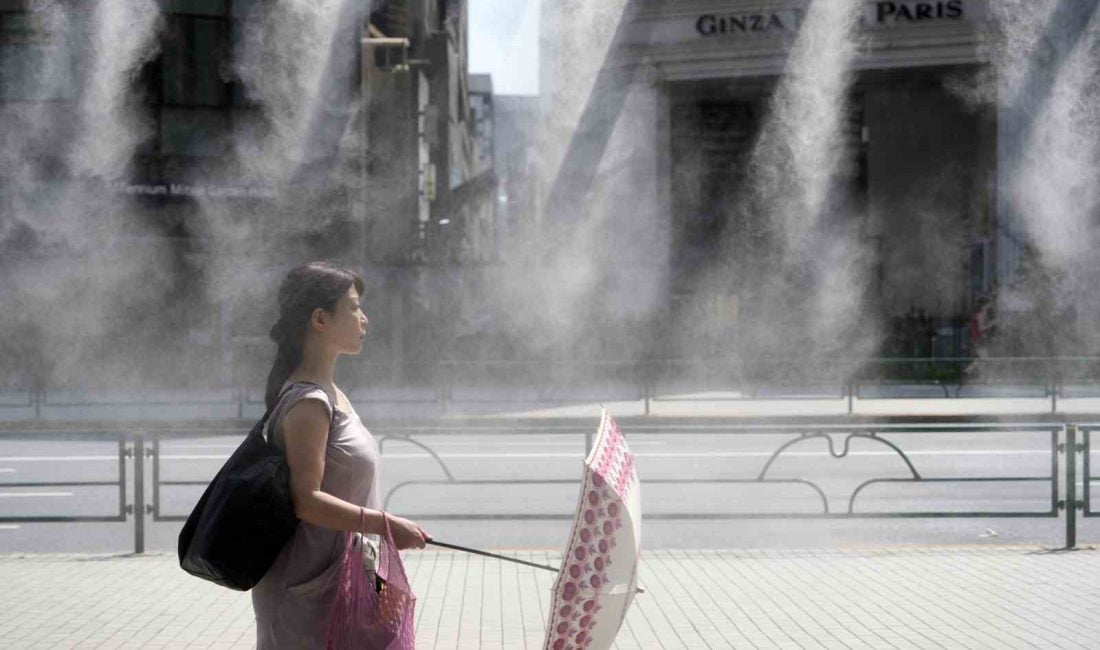 JAPONYA’NIN BAŞKENTİ TOKYO'DA TEMMUZ AYINDA 123 KİŞİNİN SICAK ÇARPMASI NEDENİYLE