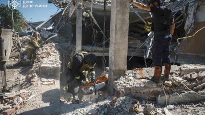 UKRAYNA’DA BİR OTELE FÜZE SALDIRISI DÜZENLENDİ