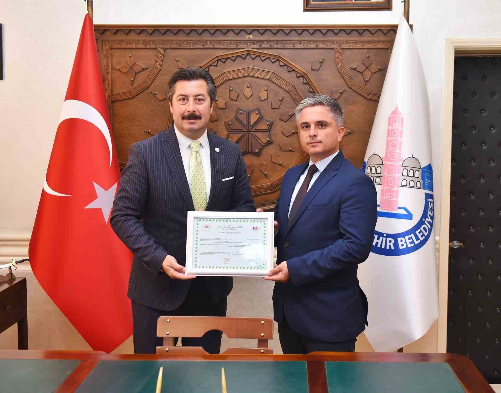 yenisehir canli hayvan pazari kapatilmaktan kurtarildi c7f88eb