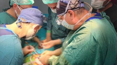 BURSA’DA KAHVEHANEDE OTURDUĞU SIRADA BAŞINA İSABET EDEN YORGUN MERMİ SONUCU