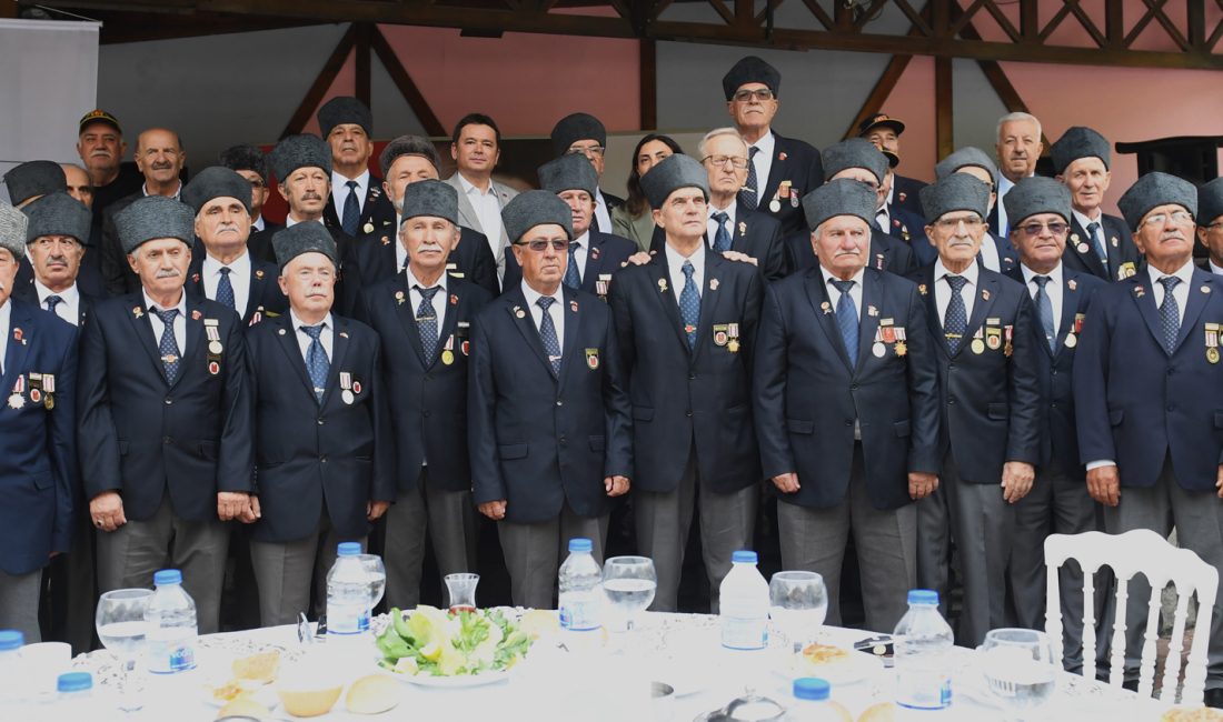 Osmangazi Belediye Başkanı Erkan Aydın, 19 Eylül Gaziler Günü çerçevesinde