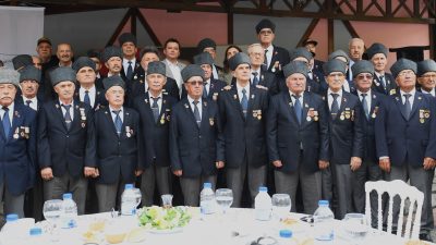 Osmangazi Belediye Başkanı Erkan Aydın, 19 Eylül Gaziler Günü çerçevesinde