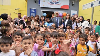 Bursa Büyükşehir Belediyesi tarafından ‘Önce Çocuklar Gülümseyecek’ temasıyla hayata geçirilen