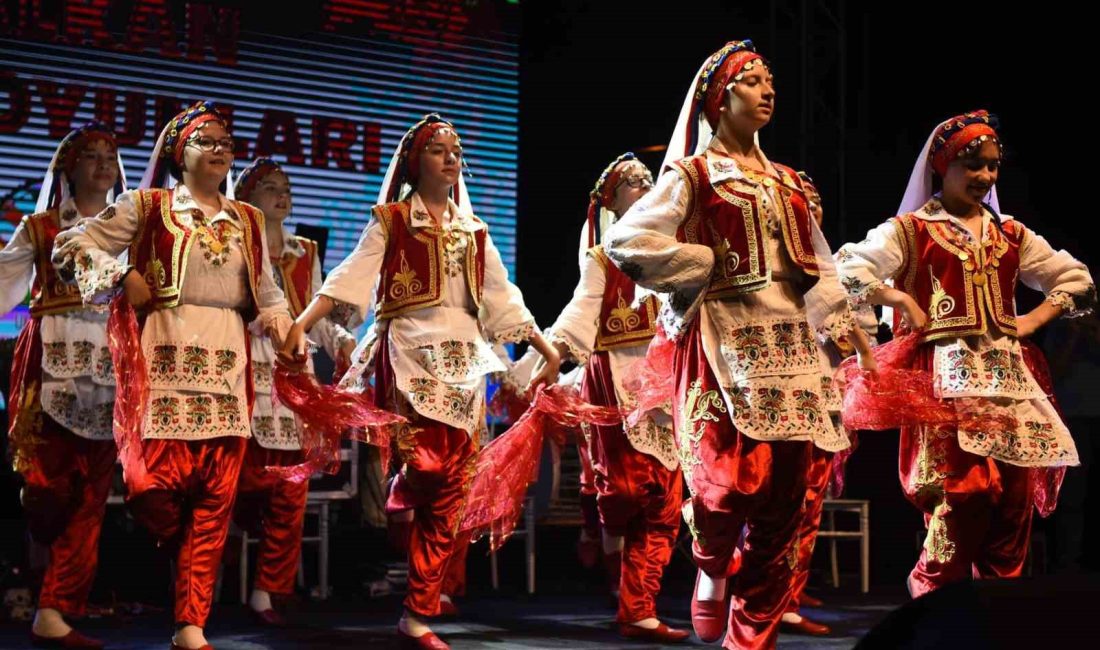 YENİŞEHİR’DE BU YIL 9’NCUSU DÜZENLENEN ULUSLARARASI ALTIN BİBER FESTİVALİ, İLÇE