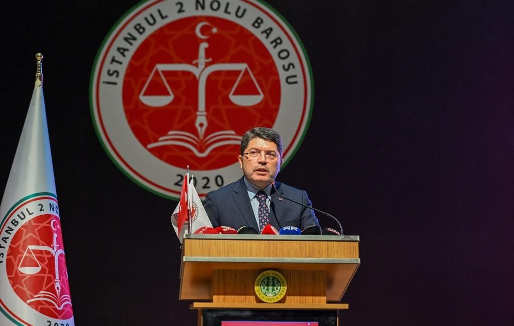 İSTANBUL 2 NO'LU BAROSUNUN DÜZENLEDİĞİ ADLİ YIL AÇILIŞ TÖRENİ'NDE KONUŞAN