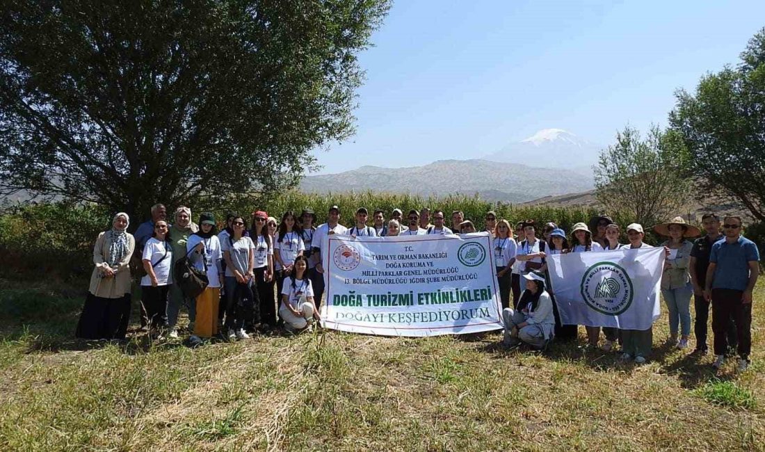AĞRI DAĞI MİLLİ PARKI’NDA ÖĞRENCİLERE BİLGİLENDİRME YAPILDI