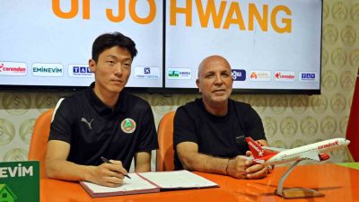 CORENDON ALANYASPOR'DA YENİ TRANSFER Uİ-JO HWANG İÇİN İMZA TÖRENİ DÜZENLENDİ.