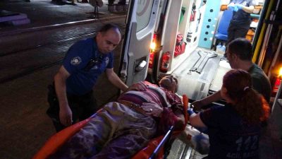 ANTALYA'DA İDDİAYA GÖRE, KISKANÇLIK NEDENİYLE DÜKKAN SAHİBİ VE İŞLETMECİ ARASINDA